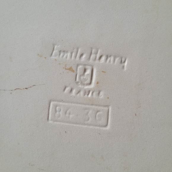 Emile Henry Cocotte Dutch Oven - Picture 4 of 12